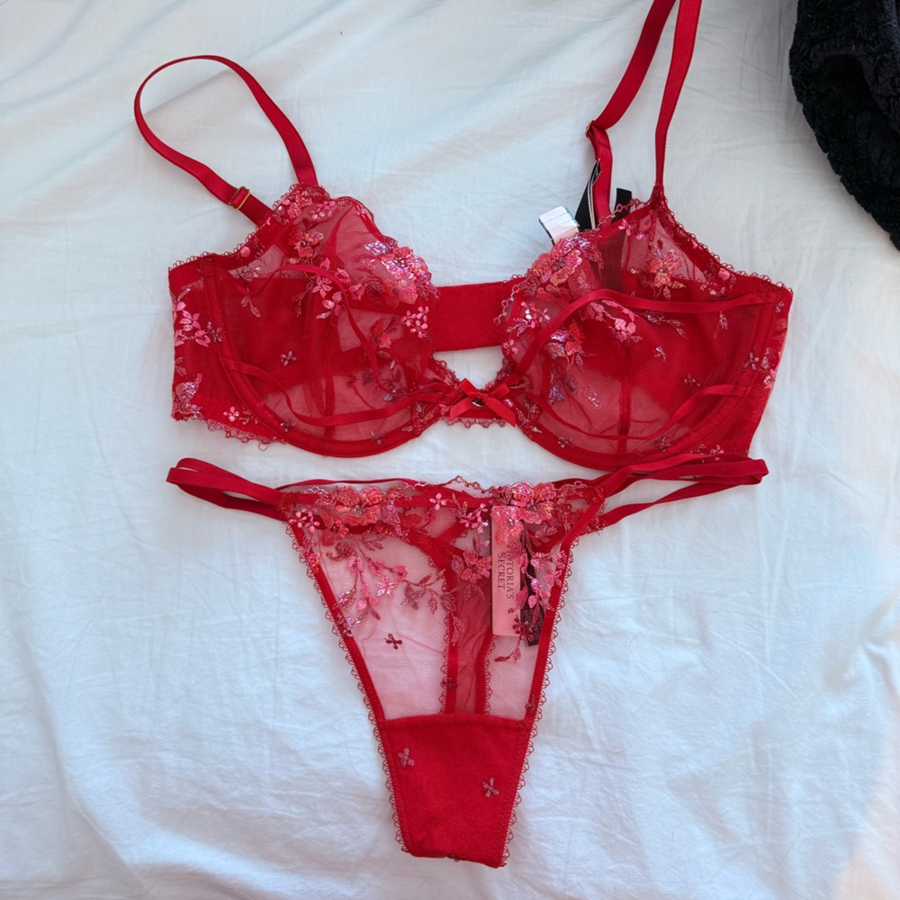 Victoria's Secret lingerie set